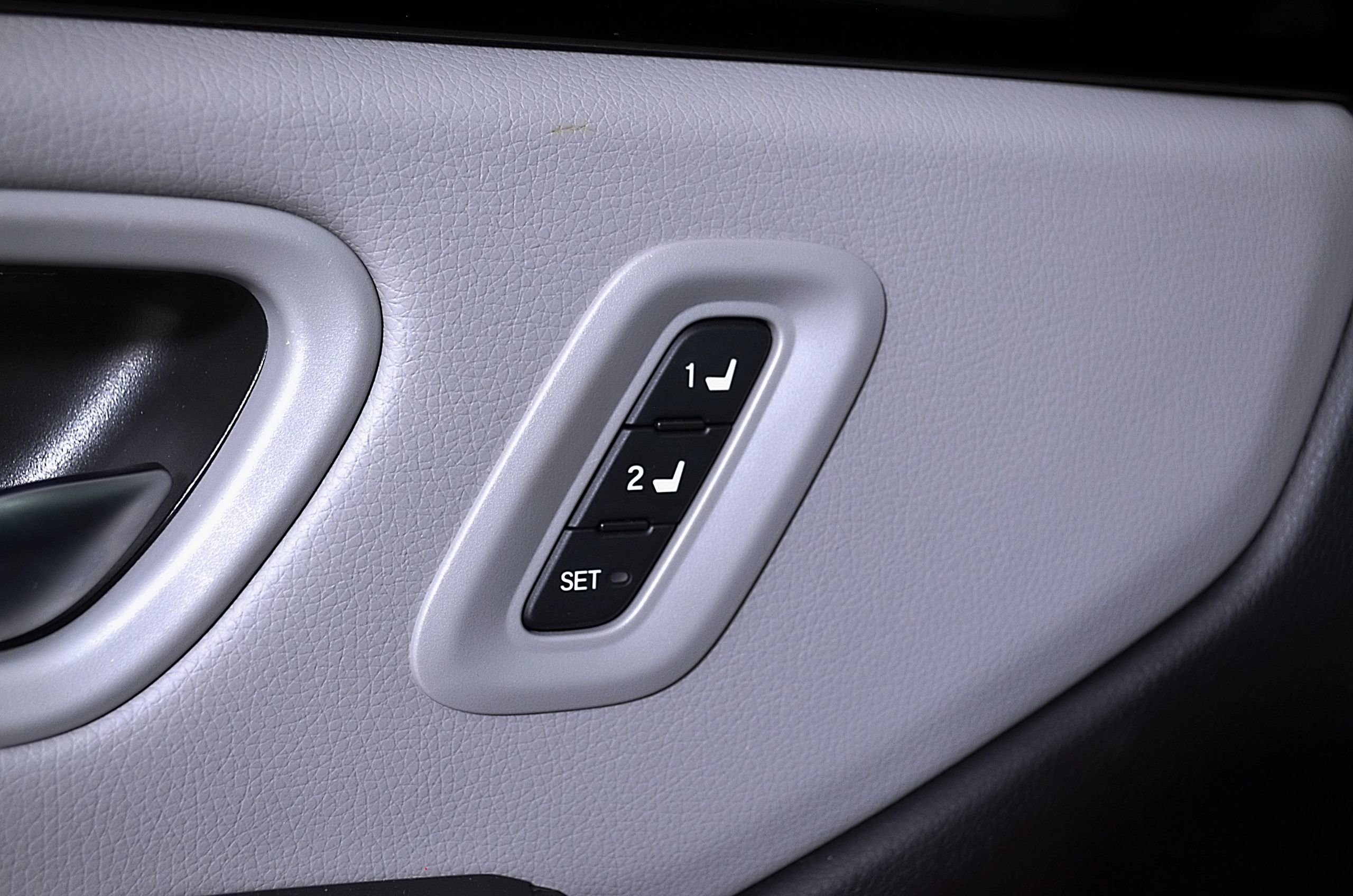 Used 2025 Honda Pilot Touring image 22