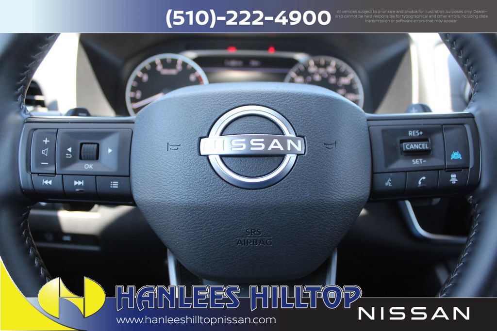Used 2025 Nissan Rogue SV FWD image 29