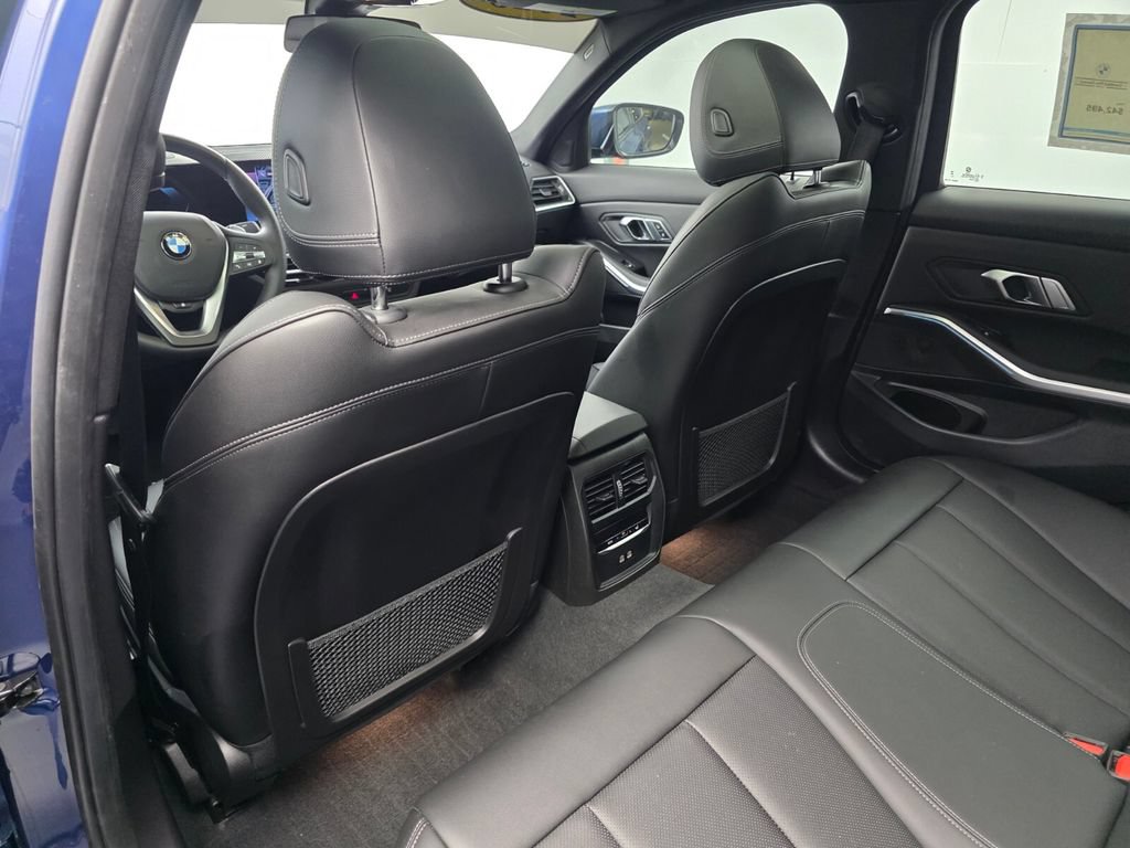 Certified 2023 BMW 330i Sedan w/ Premium Package RWD image 15