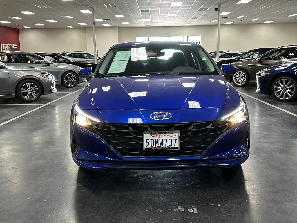 Used 2023 Hyundai Elantra Blue image 10