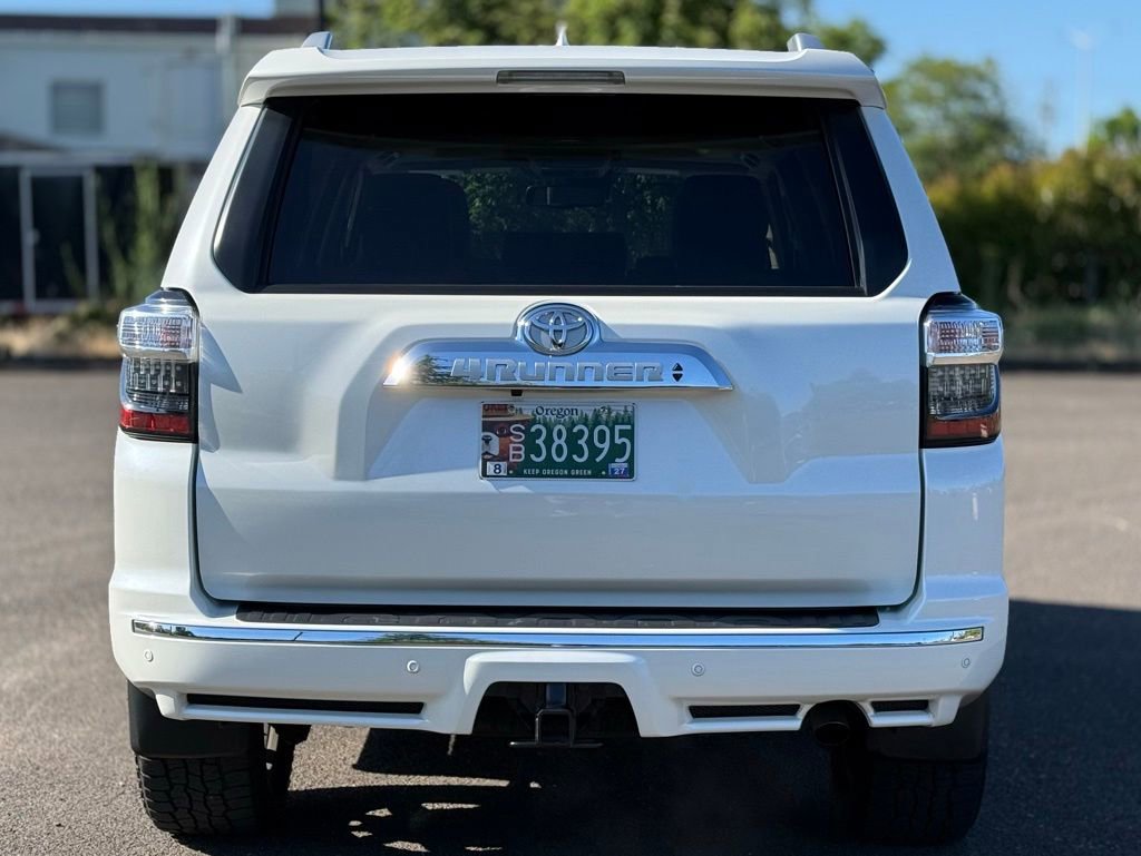 Used 2021 Toyota 4Runner Limited AWD/4WD image 4