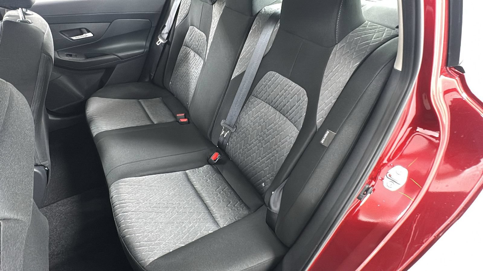 Used 2026 Nissan Sentra SV w/ SV Convenience Package FWD image 12