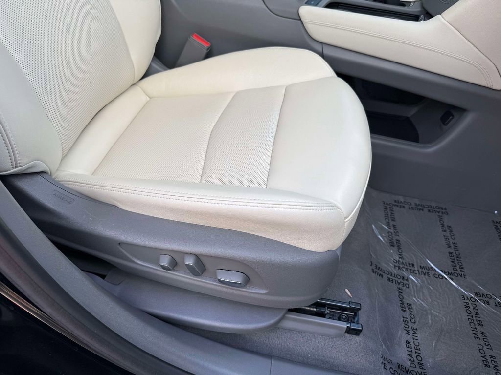 Used 2021 Cadillac XT6 Premium Luxury AWD/4WD image 15
