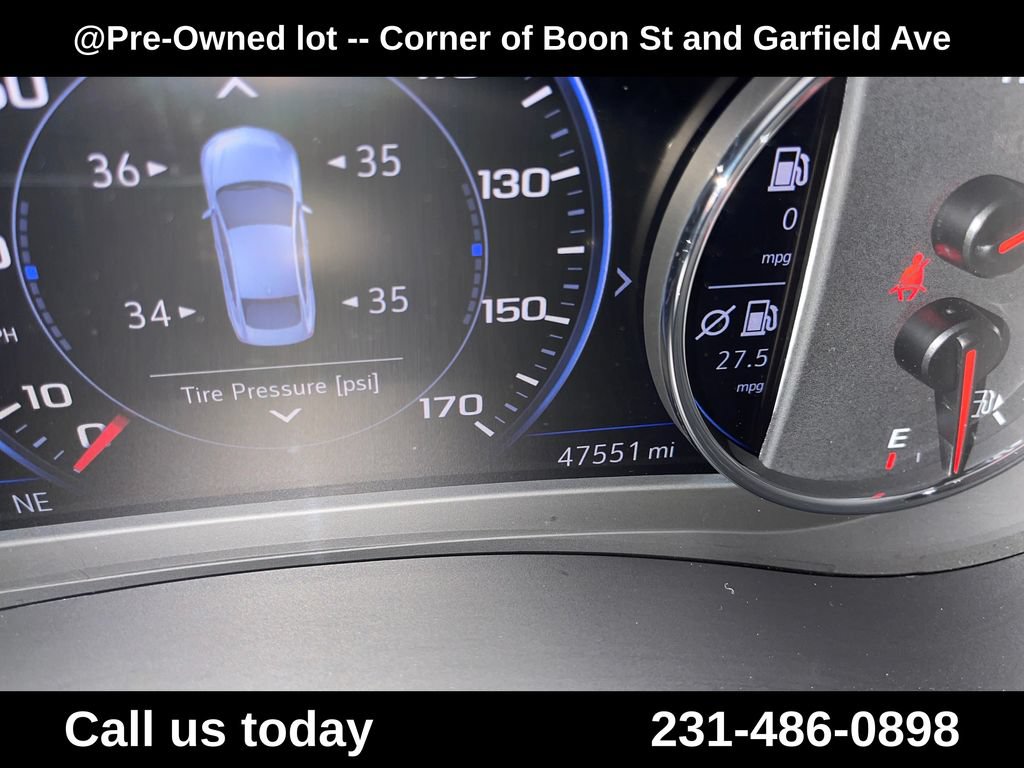 Used 2021 Chevrolet Malibu Premier FWD image 22