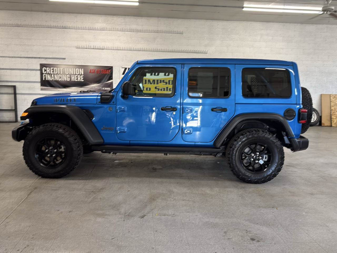 Used 2024 Jeep Wrangler Unlimited AWD/4WD image 96