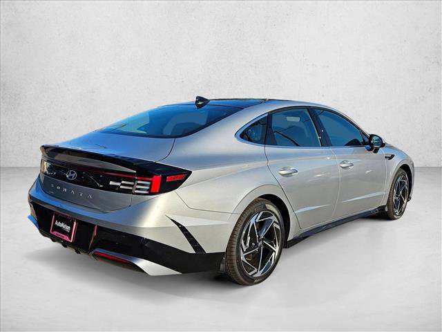New 2025 Hyundai Sonata SEL image 2