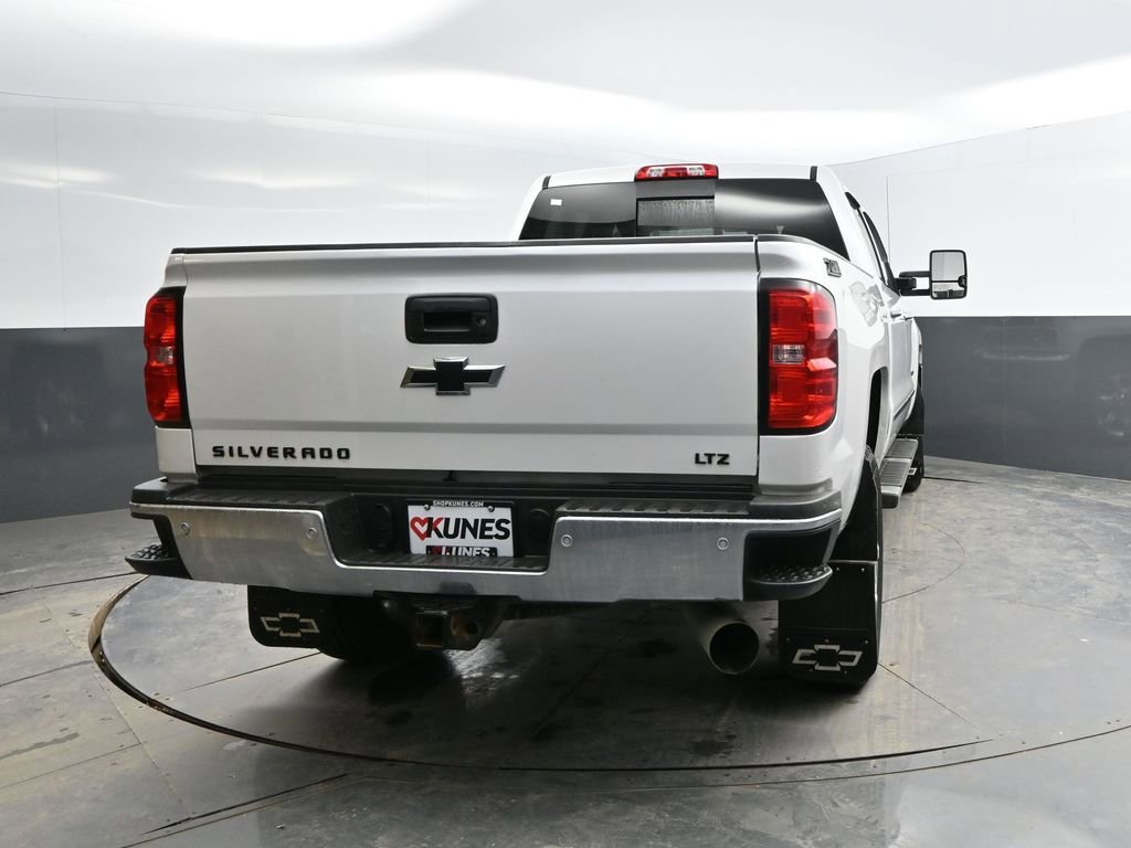 Used 2019 Chevrolet Silverado 2500 LTZ w/ LTZ Plus Package image 7