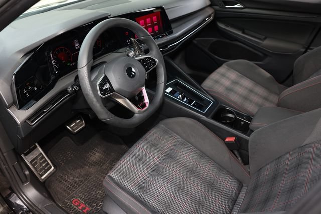 Used 2022 Volkswagen GTI SE FWD image 6