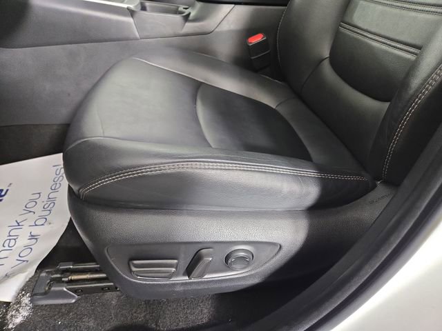 Used 2023 Toyota RAV4 XLE Premium image 30