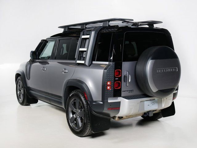 Used 2020 Land Rover Defender 110 HSE AWD/4WD image 33