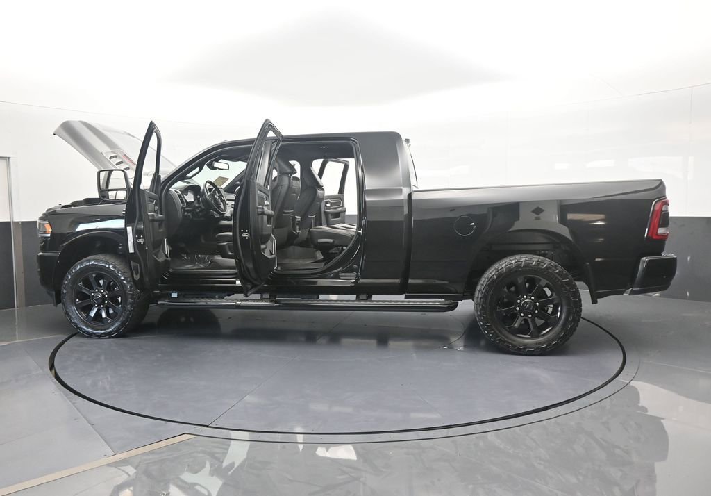 Used 2024 RAM 3500 Laramie w/ Night Edition image 88