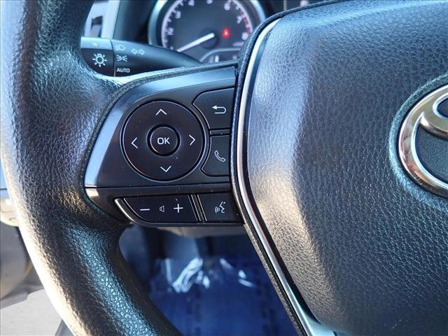 Used 2019 Toyota Camry LE image 13