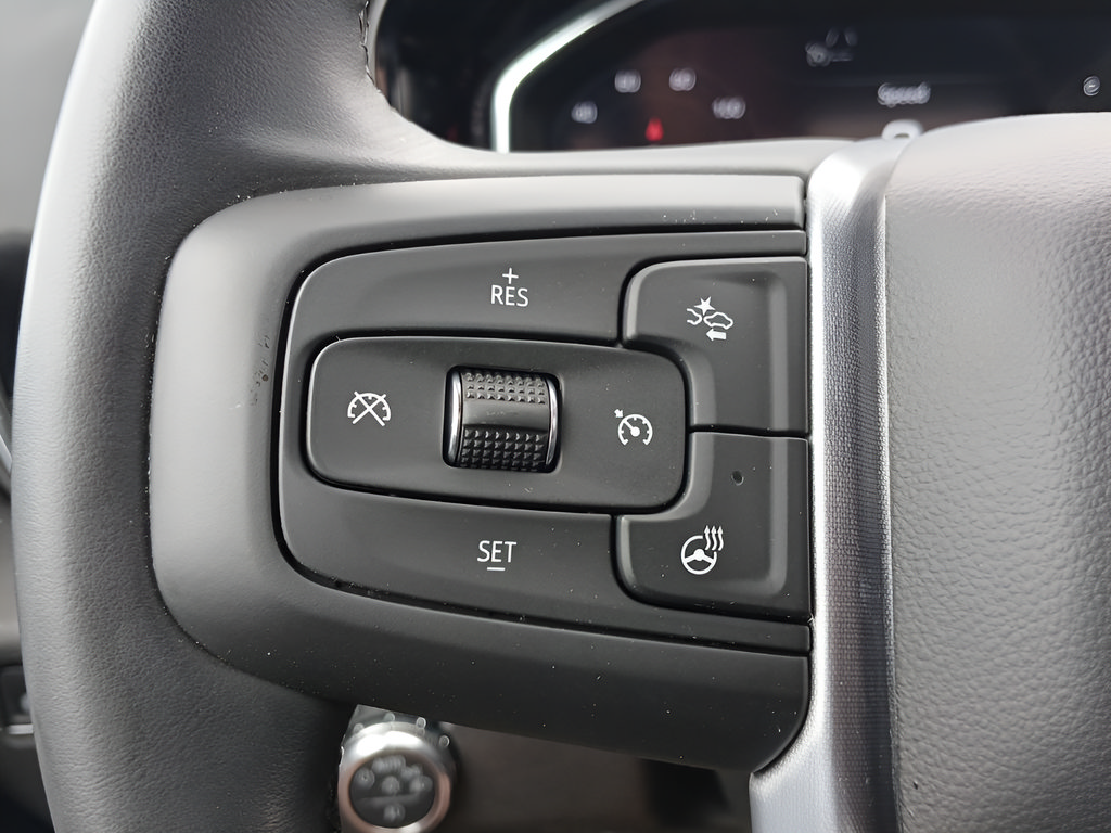 Used 2024 GMC Sierra 1500 Elevation w/ LPO, Elevation Black Package AWD/4WD image 17