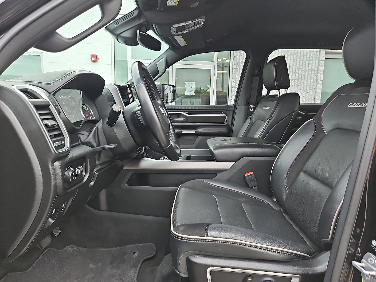 Used 2021 RAM 1500 Laramie AWD/4WD image 13