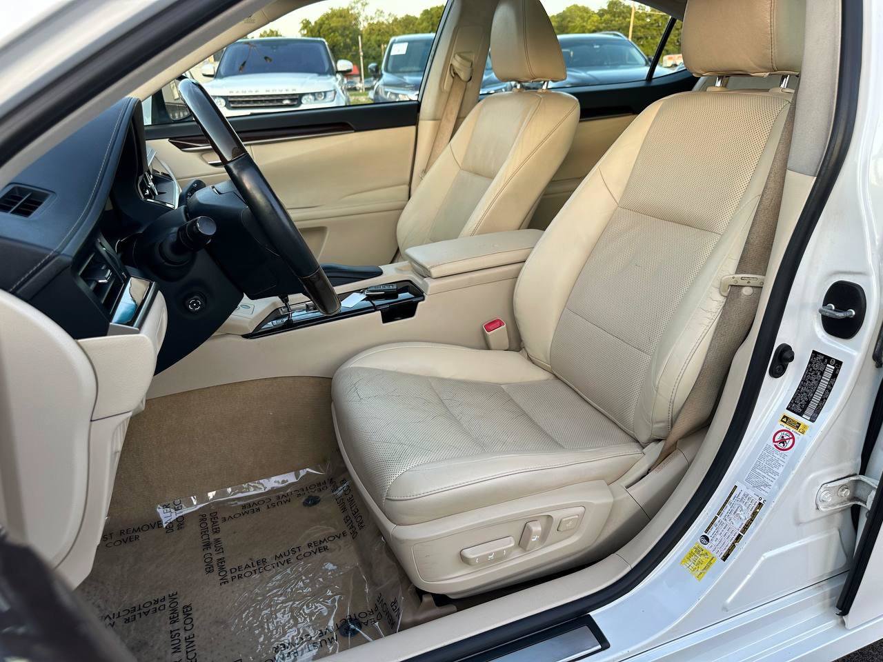 Used 2013 Lexus ES 350 w/ Luxury Pkg FWD image 16
