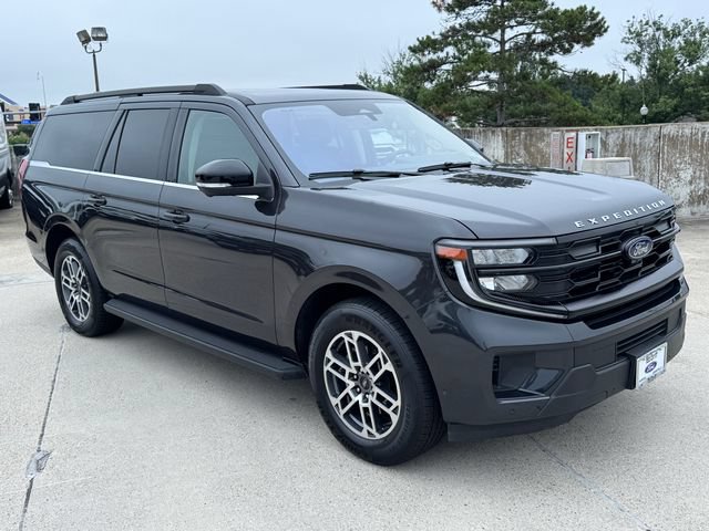 Certified 2025 Ford Expedition Max Active RWD image 6