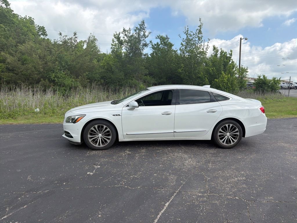 Used 2019 Buick LaCrosse Premium w/ Driver Confidence Package II FWD image 5