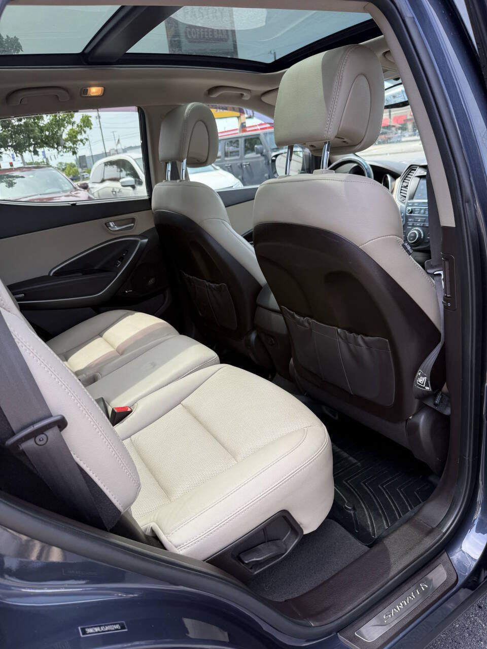 Used 2018 Hyundai Santa Fe Sport w/ Cargo Package FWD image 30