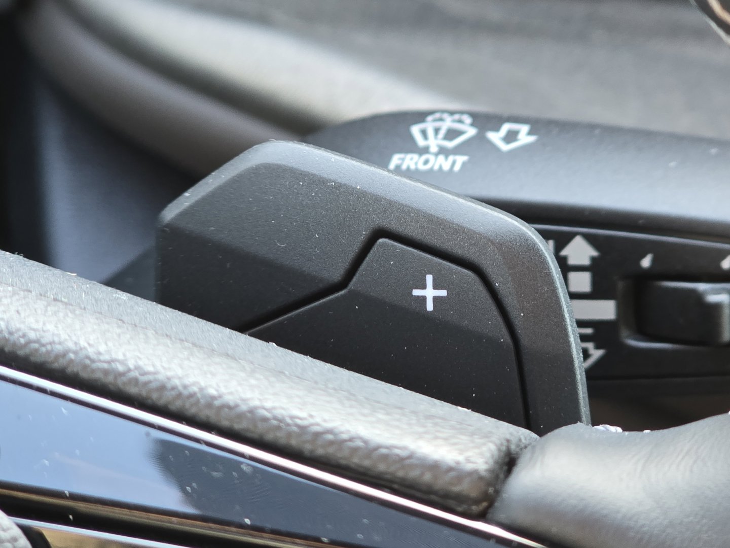 Certified 2025 Audi Q5 Premium w/ Convenience Package image 24