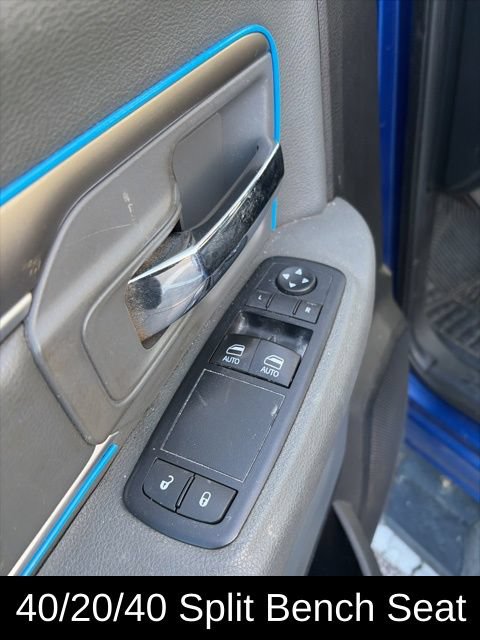 Used 2016 RAM 1500 Express RWD image 32