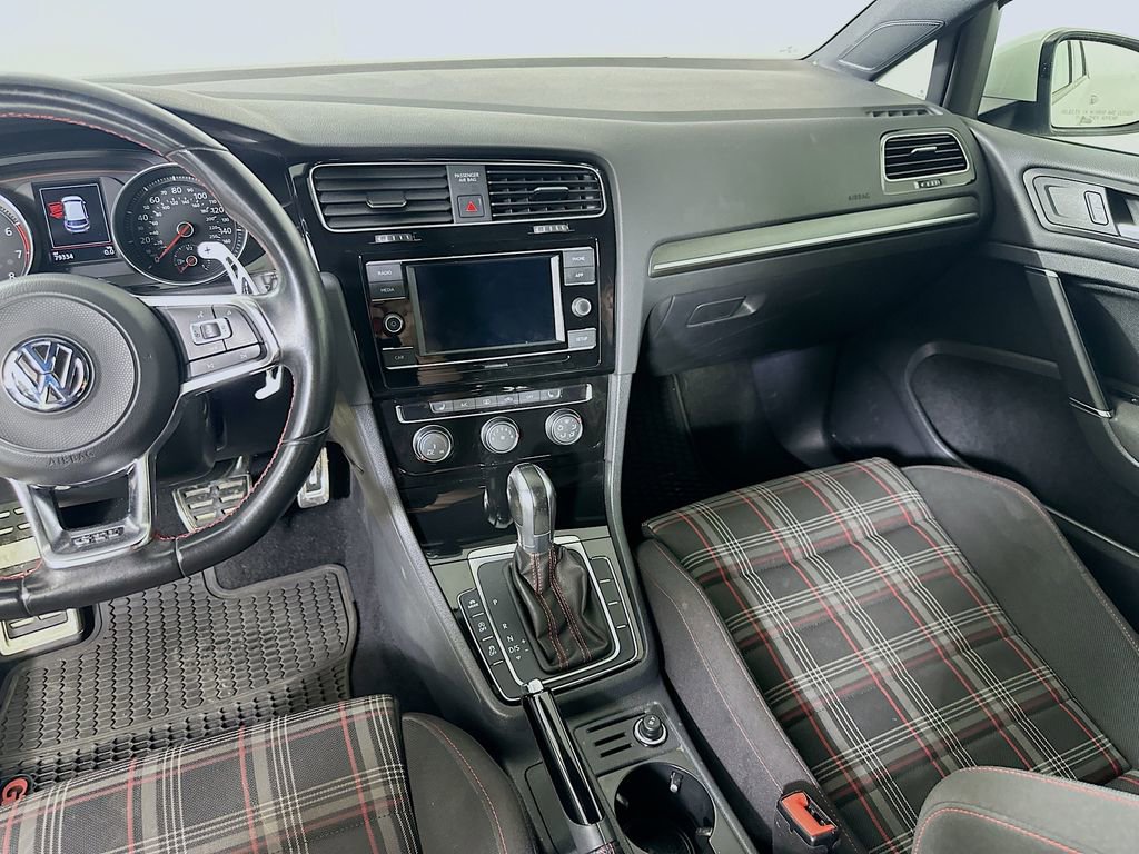 Used 2019 Volkswagen GTI SE image 18