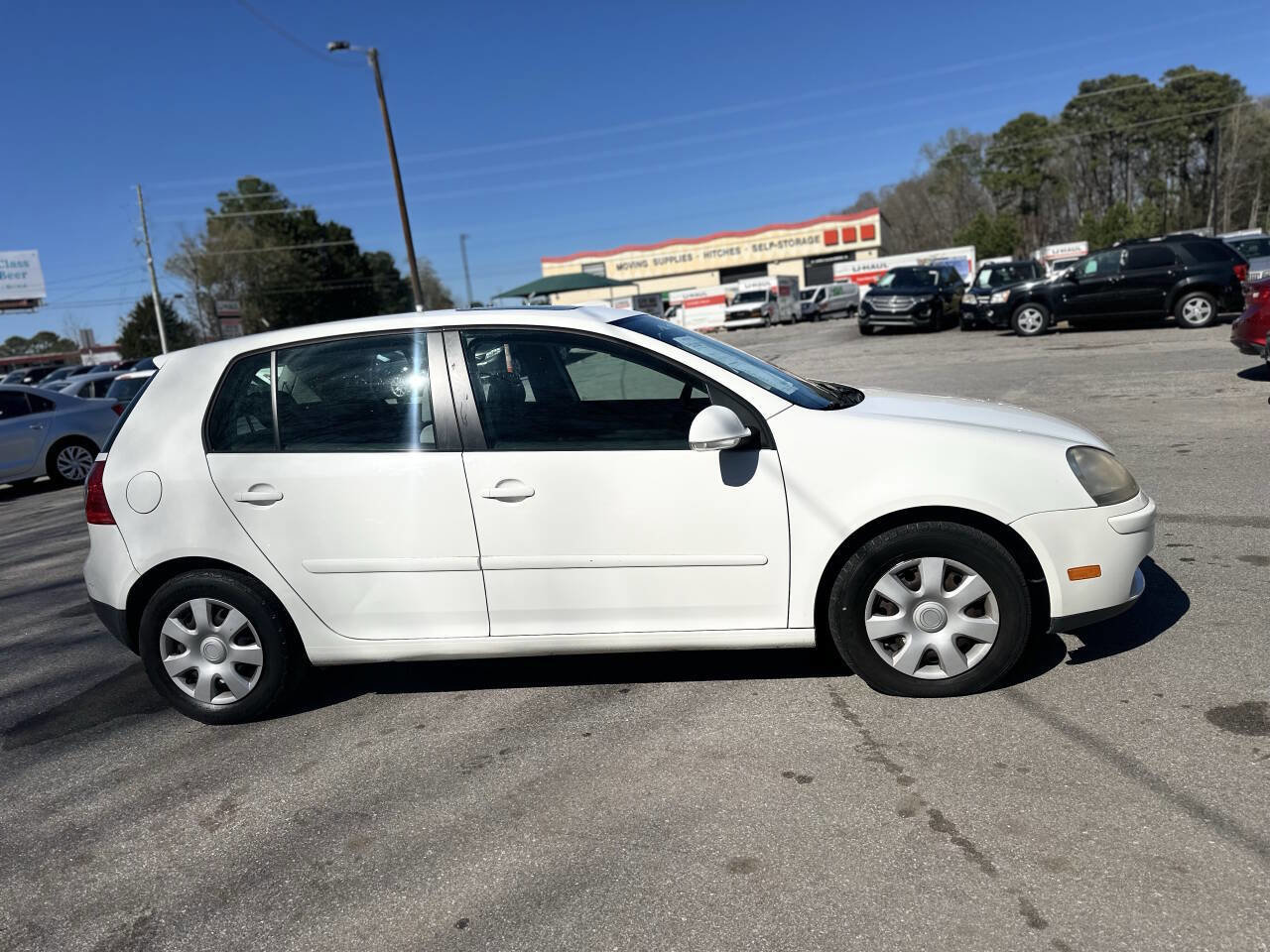 Used 2007 Volkswagen Rabbit 4-Door image 4