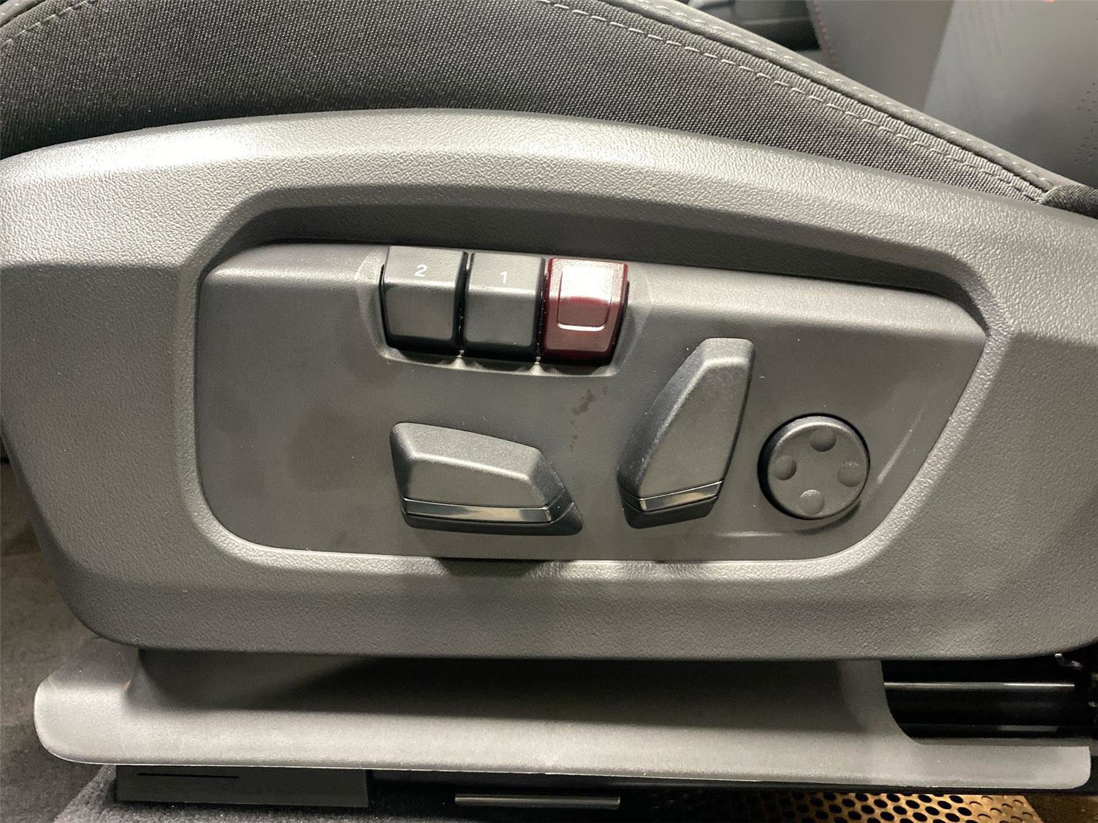 New 2026 MINI Cooper Countryman John Cooper Works w/ Comfort Package Max image 18