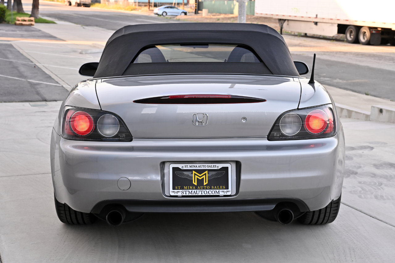 Used 2003 Honda S2000 image 8