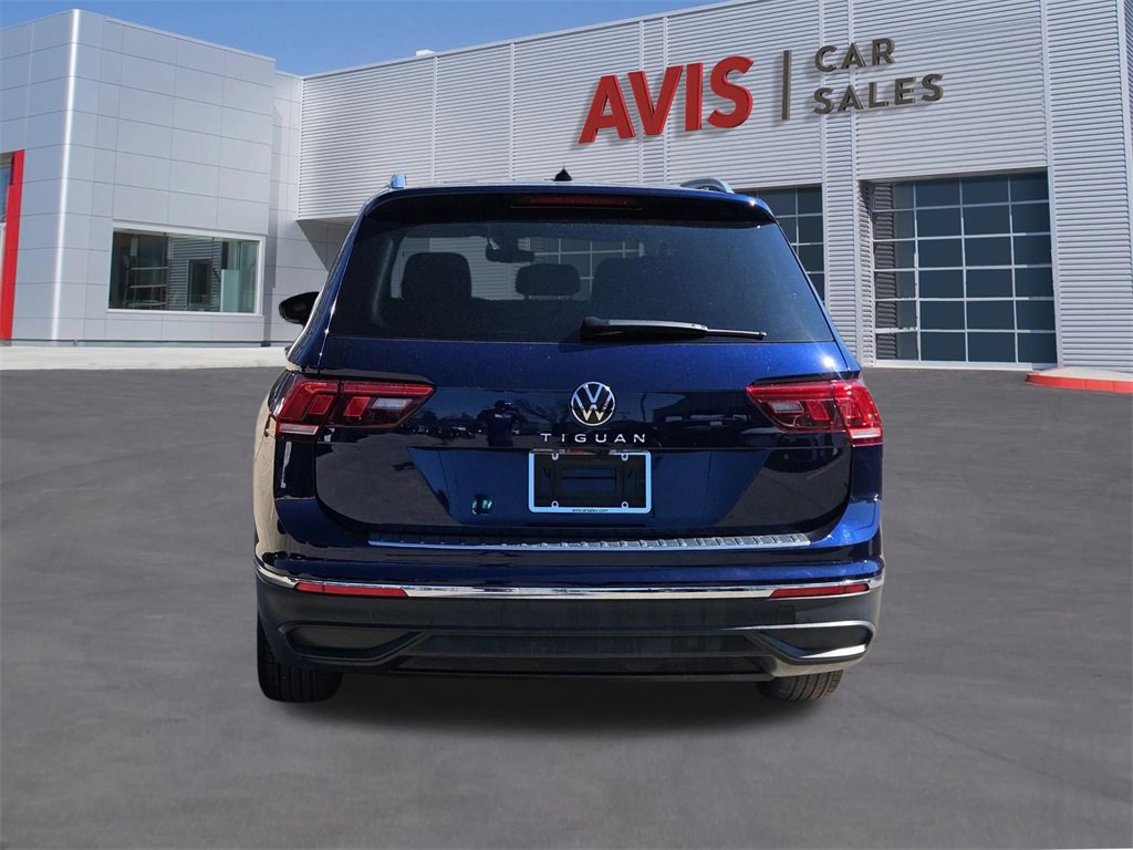 Used 2024 Volkswagen Tiguan Wolfsburg Edition image 5