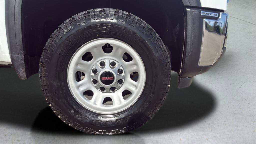 Used 2024 GMC Sierra 3500 Pro w/ Convenience Package AWD/4WD image 12