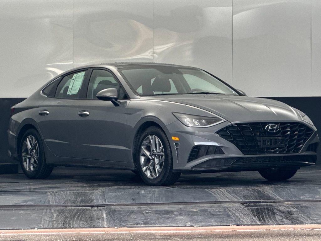 Used 2023 Hyundai Sonata SEL w/ Convenience Package image 1