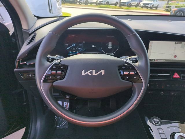 Certified 2024 Kia Niro Wind FWD image 17