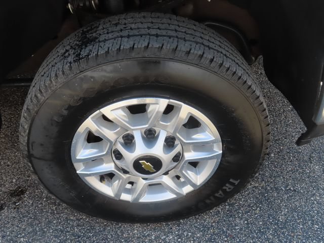 Used 2025 Chevrolet Silverado 2500 LT w/ Convenience Package AWD/4WD image 14