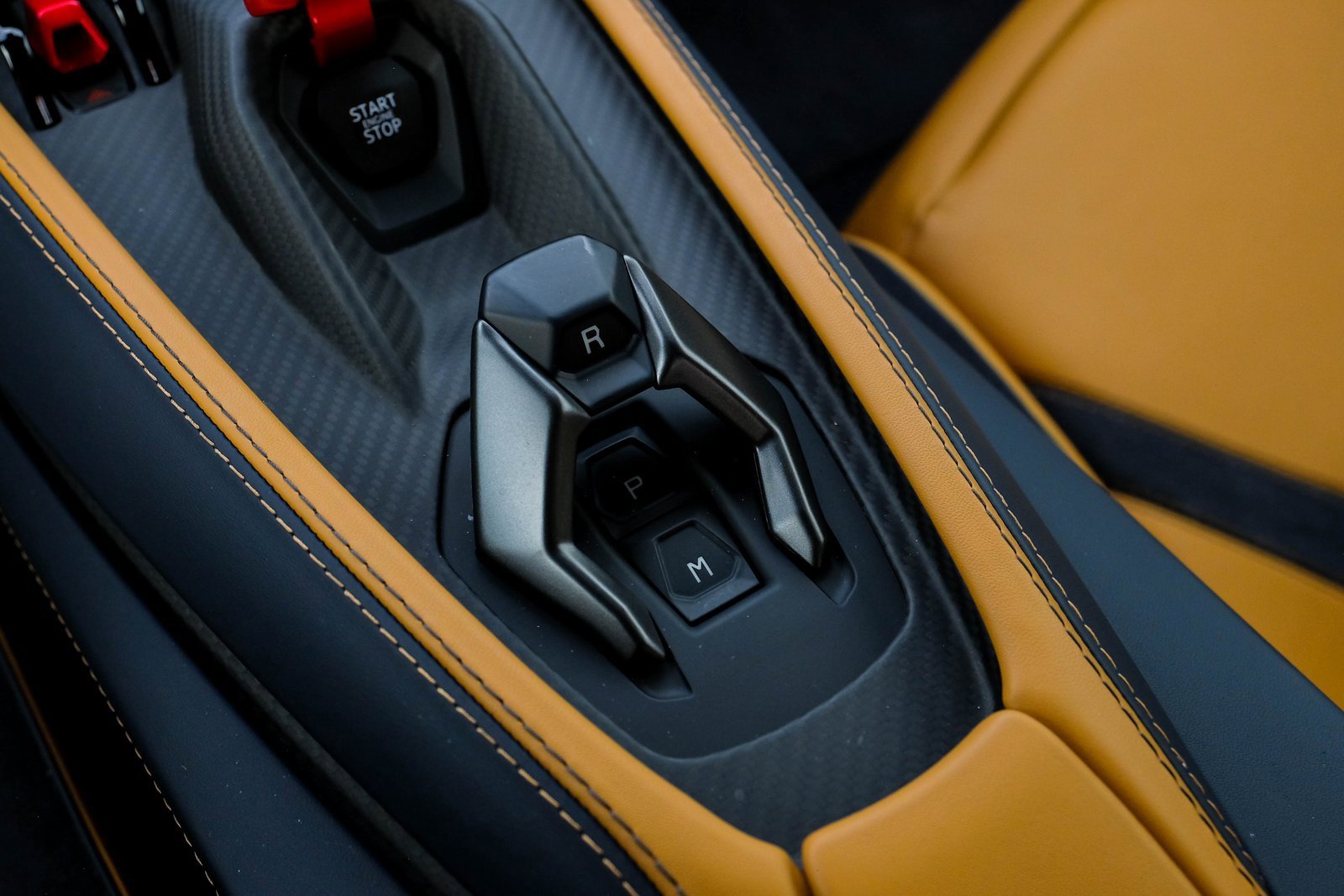 Used 2025 Lamborghini Revuelto image 27