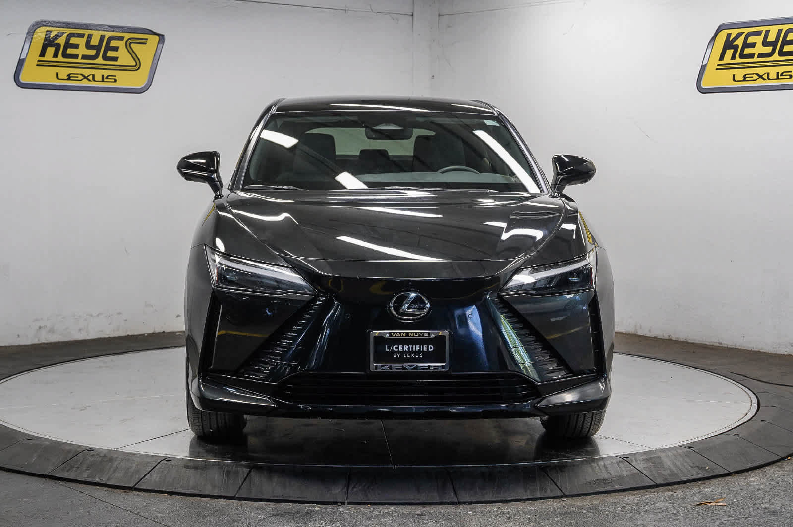 Used 2025 Lexus RZ 300e w/ Accessory Package (2T) FWD image 6