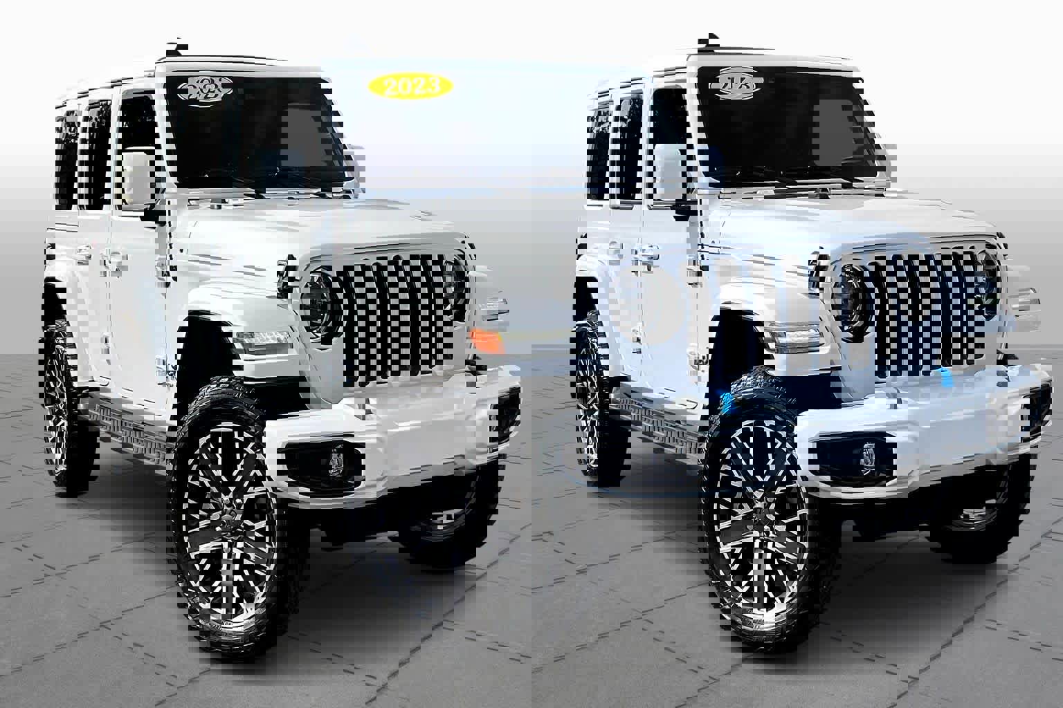 Used 2023 Jeep Wrangler Unlimited Sahara image 2