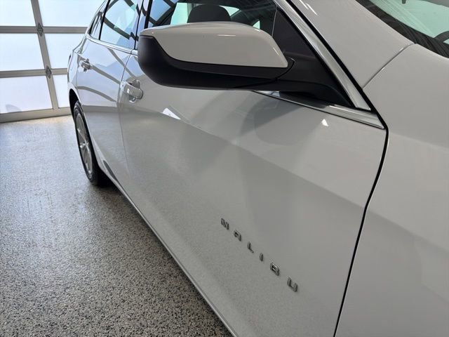 Used 2024 Chevrolet Malibu LT FWD image 30