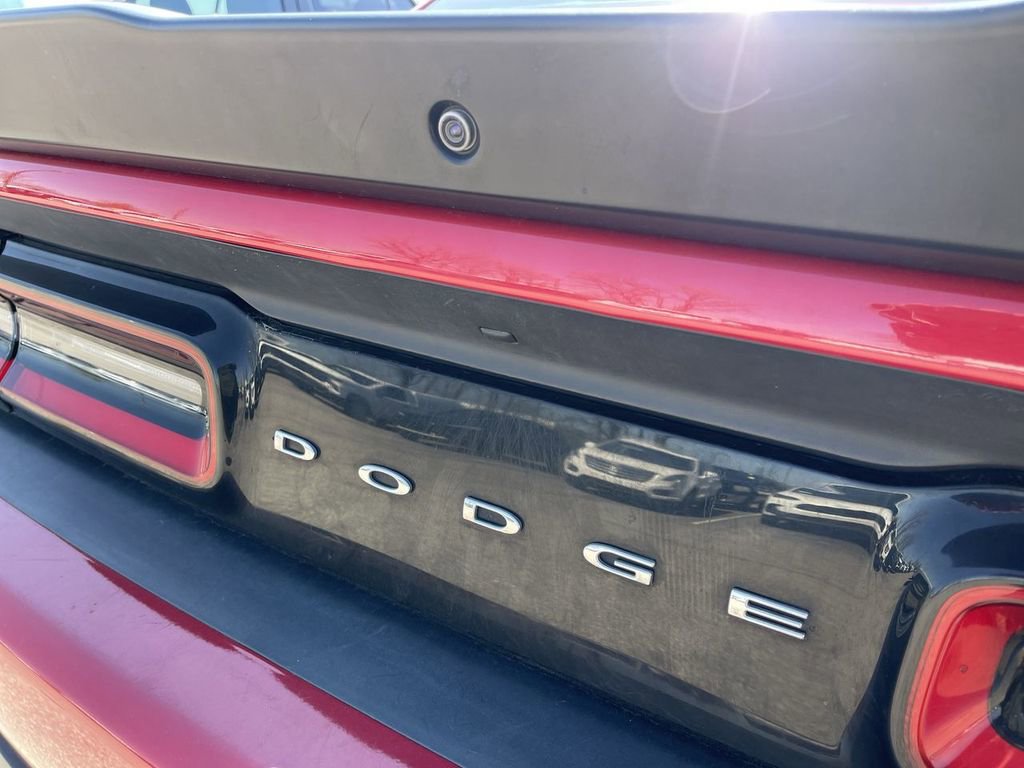 Used 2017 Dodge Challenger R/T Plus image 8