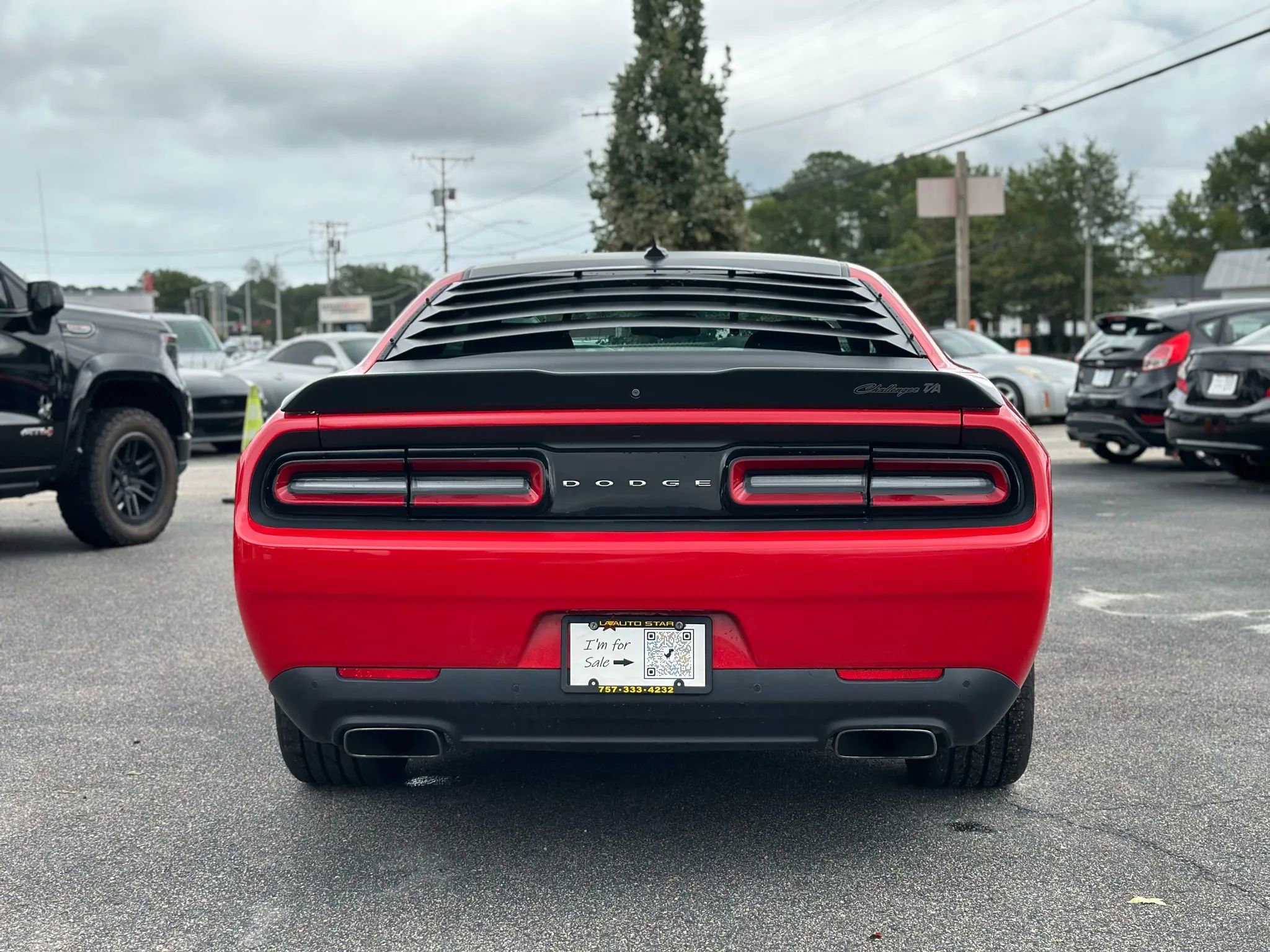 Used 2018 Dodge Challenger T/A image 4