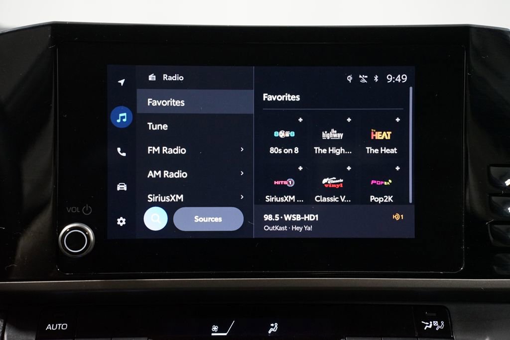 Certified 2025 Toyota Camry LE w/ Convenience Package image 18