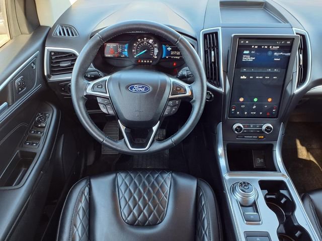 Used 2024 Ford Edge Titanium image 6