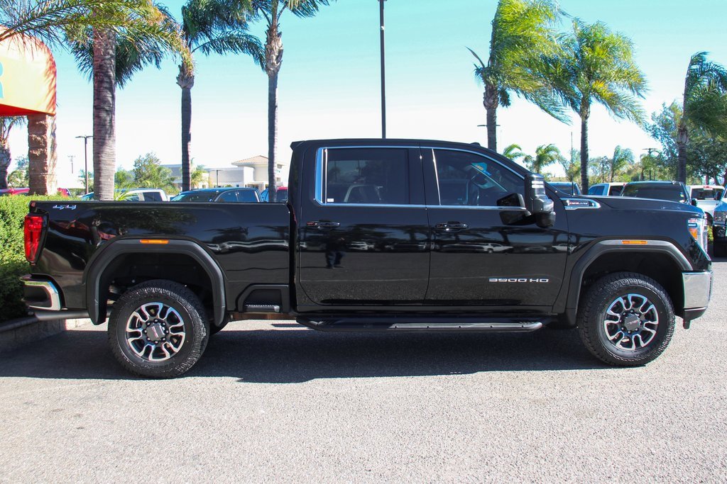 Used 2021 GMC Sierra 3500 SLE w/ SLE Value Package image 9