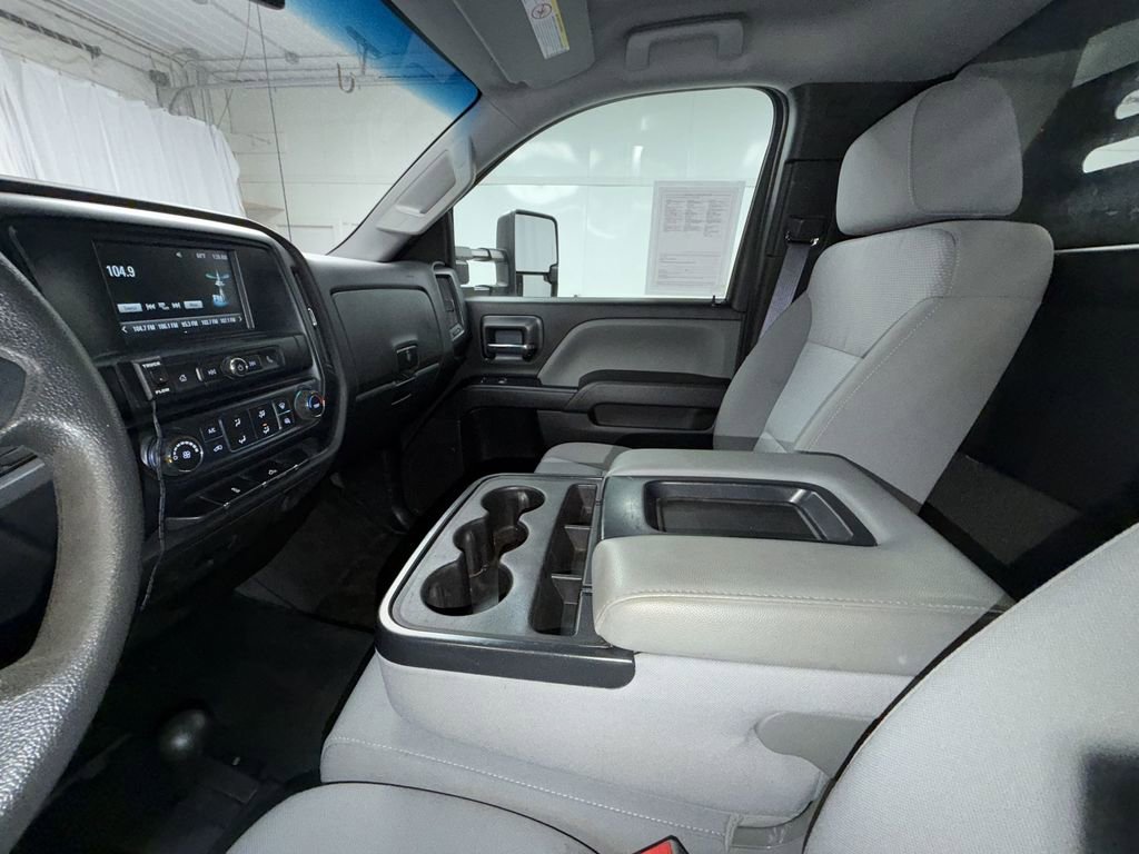 Used 2017 GMC Sierra 3500 4x4 Regular Cab w/ Sierra Convenience Package image 5