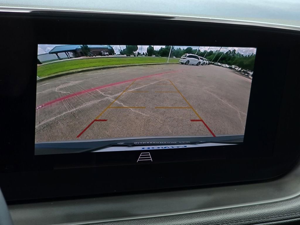 Used 2025 Buick Encore GX Preferred FWD image 19