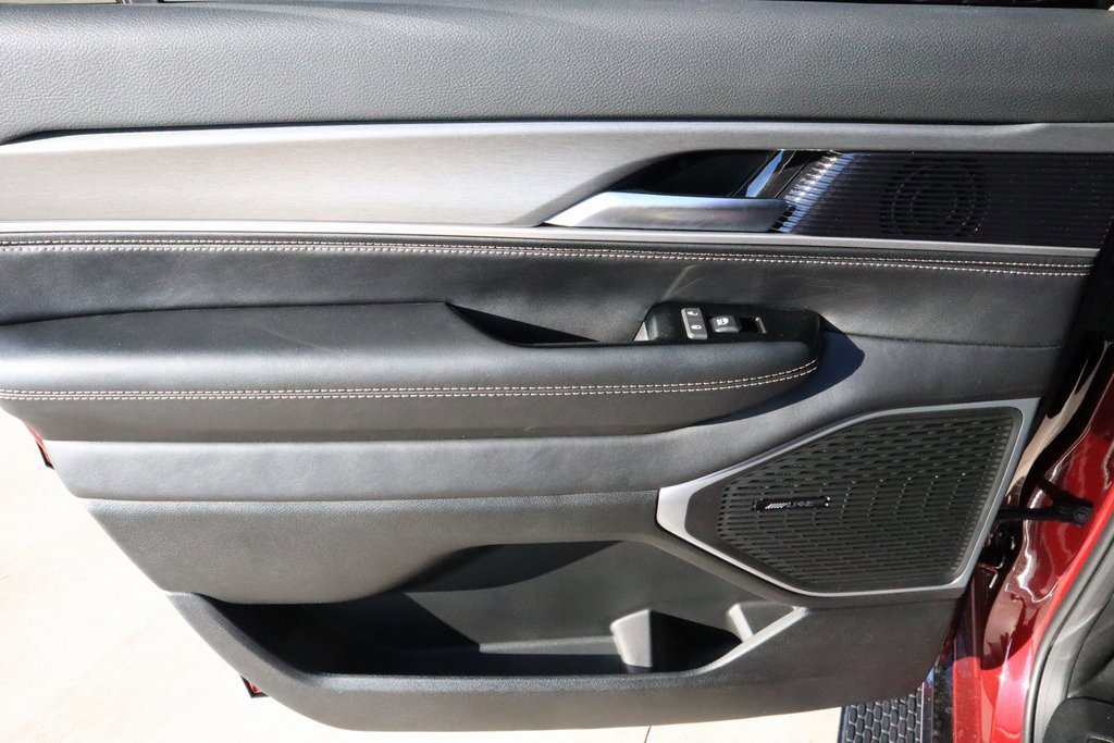 New 2025 Jeep Wagoneer 4WD image 19