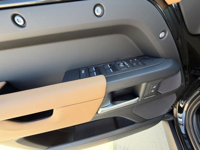 New 2026 Land Rover Defender 110 S AWD/4WD image 11