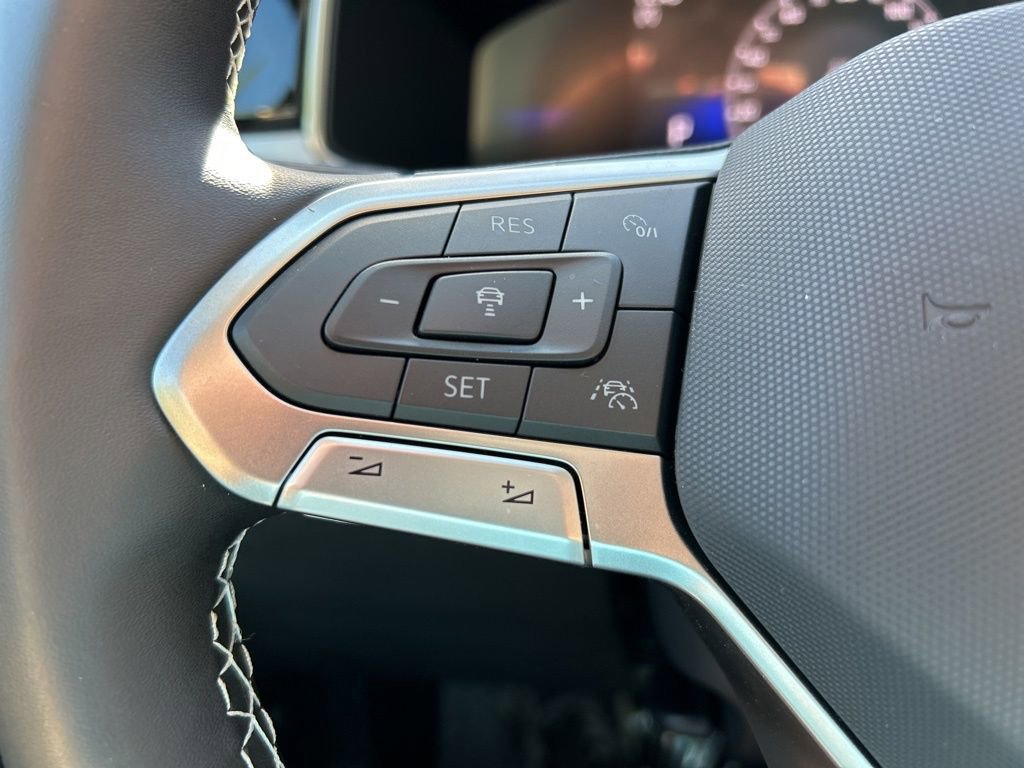 New 2026 Volkswagen Taos SE image 26