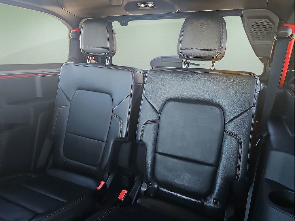 Used 2023 Ford Bronco Badlands image 15
