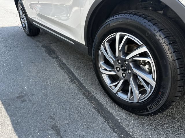 Certified 2024 Lincoln Corsair AWD w/ Equipment Group 101A image 11