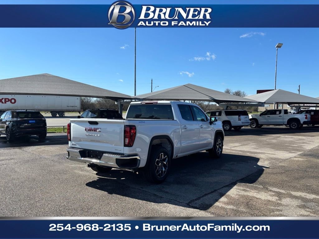 New 2026 GMC Sierra 1500 SLE image 5